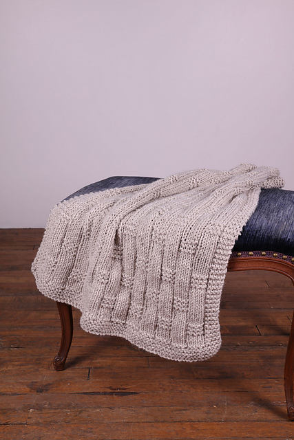 658-02  Basketweave Throw