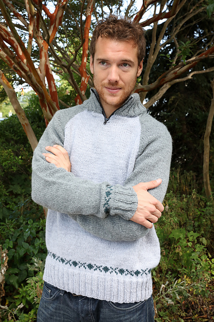 3092 Men's Raglan Pullover