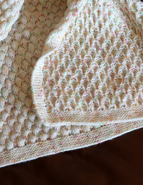 F745 Puffed Baby Blanket