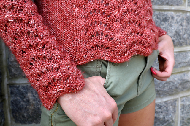 3120 Women's Lace Pullover