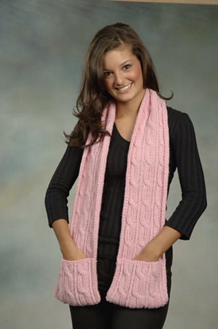 1884 Cabled Pocket Scarf