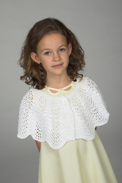 1579 Child's Lace Capelet