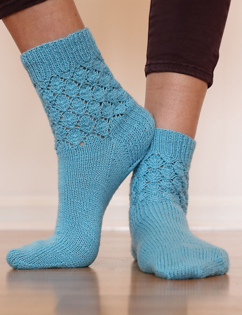 3171 Leaf Lace Socks