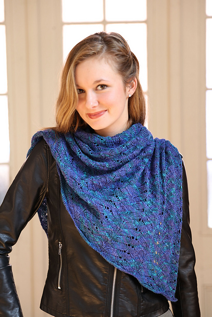 3188 Lace Shawl