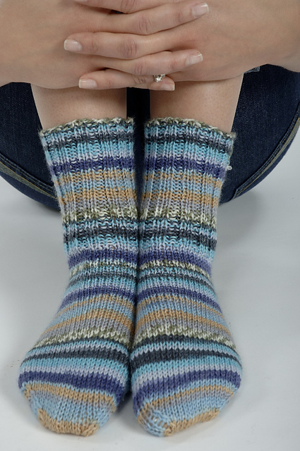 1236 Fingerless Mitts & Socks