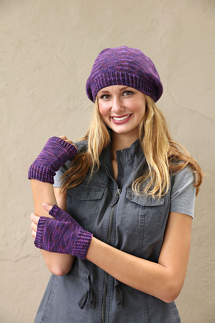 F816 Tam and Mitt Set
