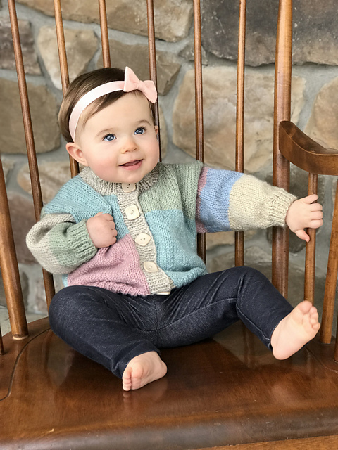 F825 Baby Cardigan