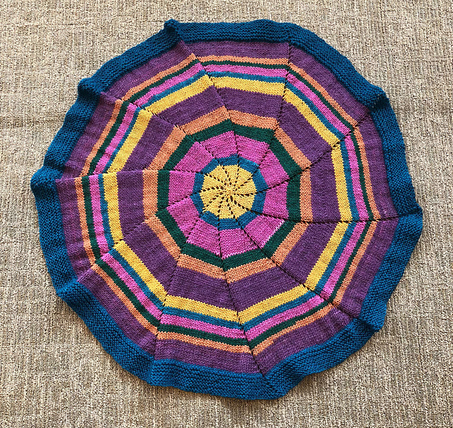 F856 Pinwheel Baby Blanket