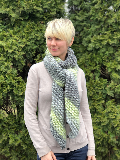 F859 Diagonal Scarf