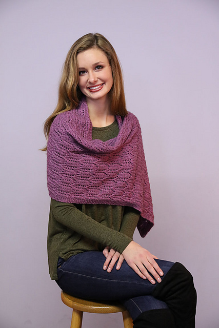 F855 Cathedral Windows Shawl
