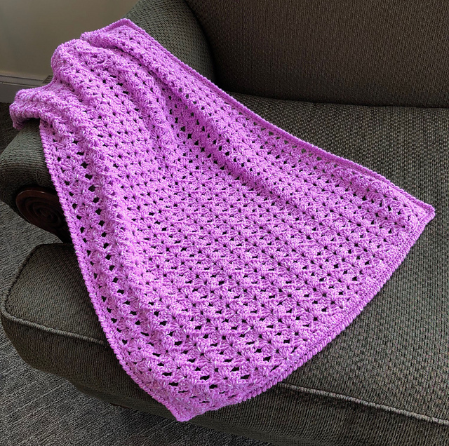 F870 Shell Flower Baby Throw