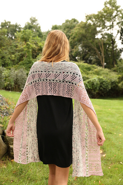 M116 Clove Pinks Wrap