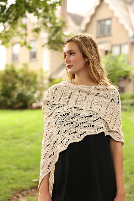 M122 Albion Bloom Shawl