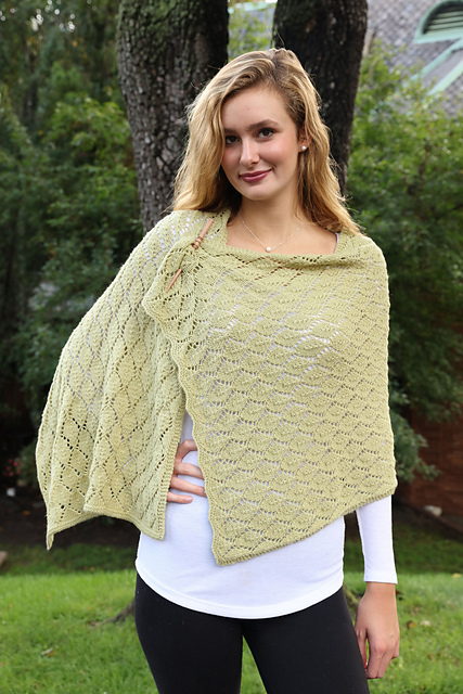 3276 Falling Leaves Wrap