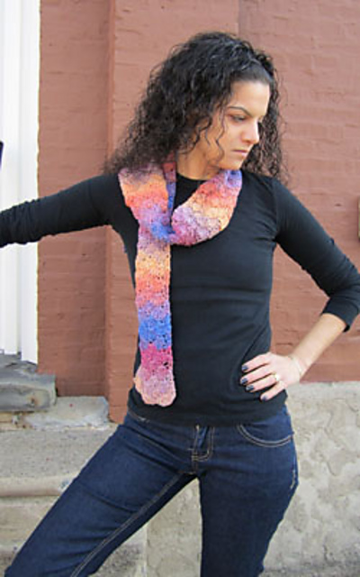 F351 Kudo Crochet Scarf