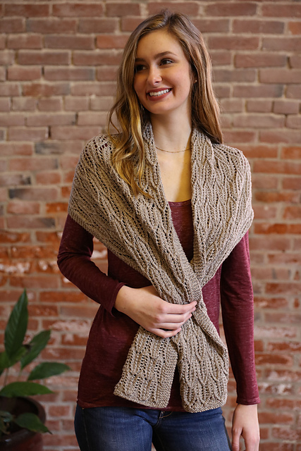3331 Cathedral Window Shawl