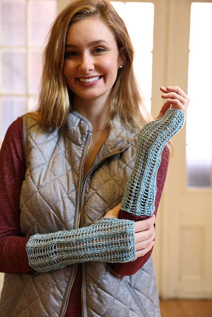 F907 Fingerless Gloves