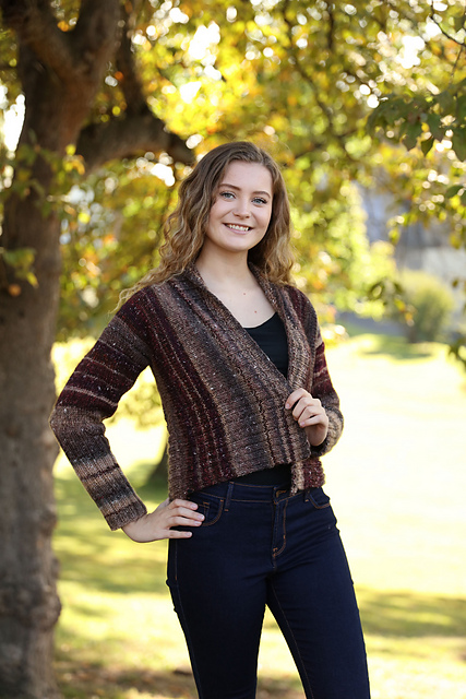 3379 Woman's Cardigan
