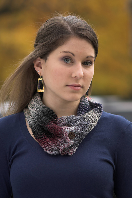 F361 Kudo Scarf and Neckwarmer