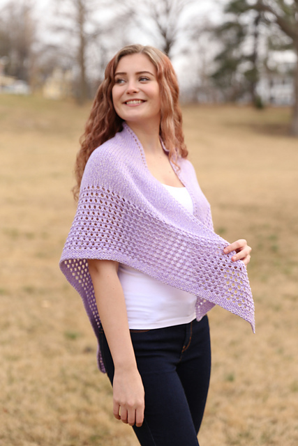 3371 Lace Bordered Shawl
