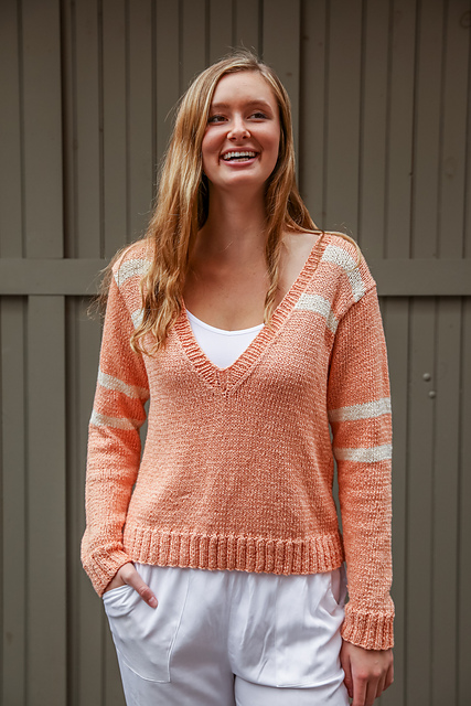 3418 Sunset V Neck Pullover