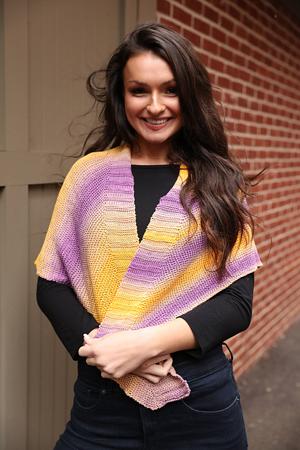 F761 Reversible Shawl