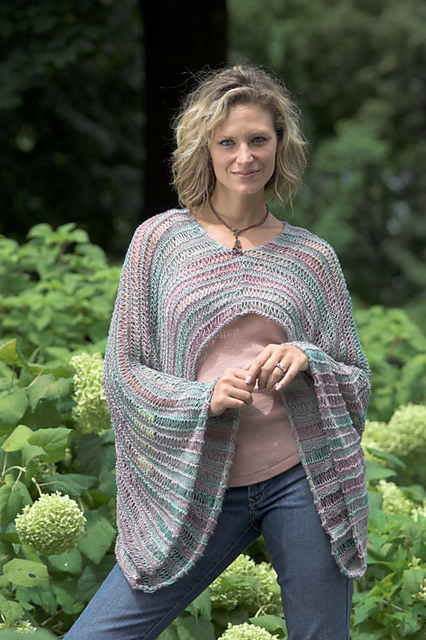 2220 Woman’s Layering Top