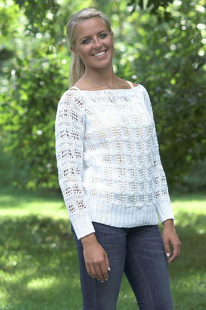 Woman’s Bateau Pullover
