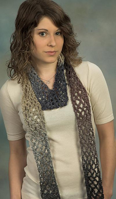 F395 Kudo Scarf C - Crochet