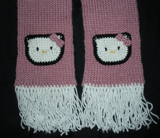 Hello Kitty Scarf