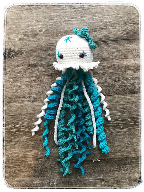 Shelby The SnowJelly Pal