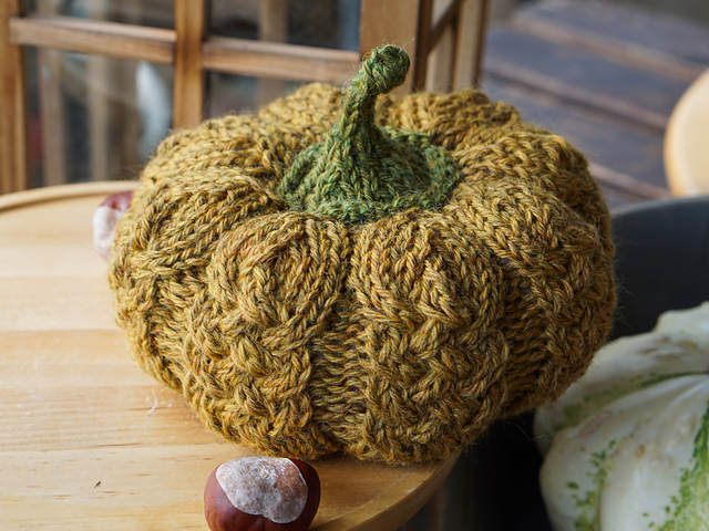 Knit Pumpkin