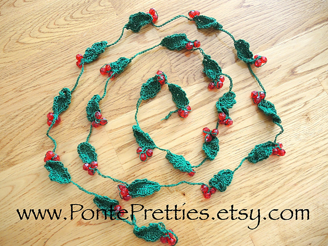 Holiday Holly Garland