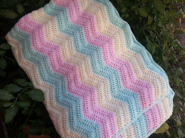 Wavy Ripple Blanket