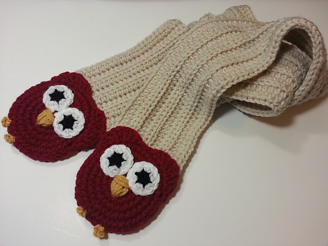 Ribbed Crochet Owl Scarf