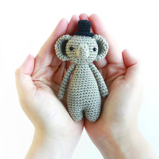 Mini Elephant Amigurumi