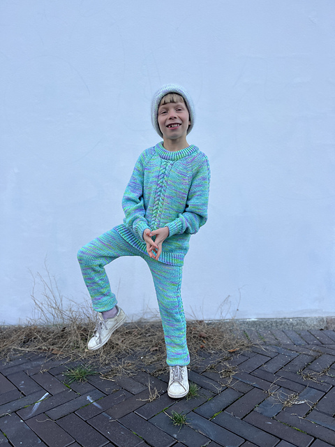 Twist and shout sweat suit junior