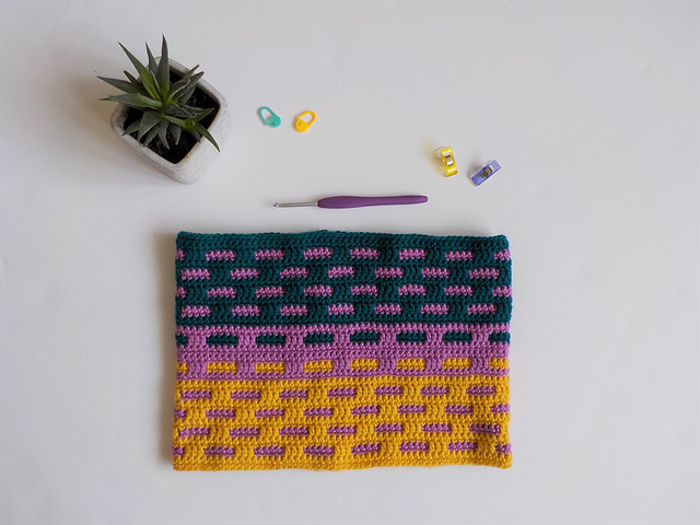 Stitched Bricks Cowl