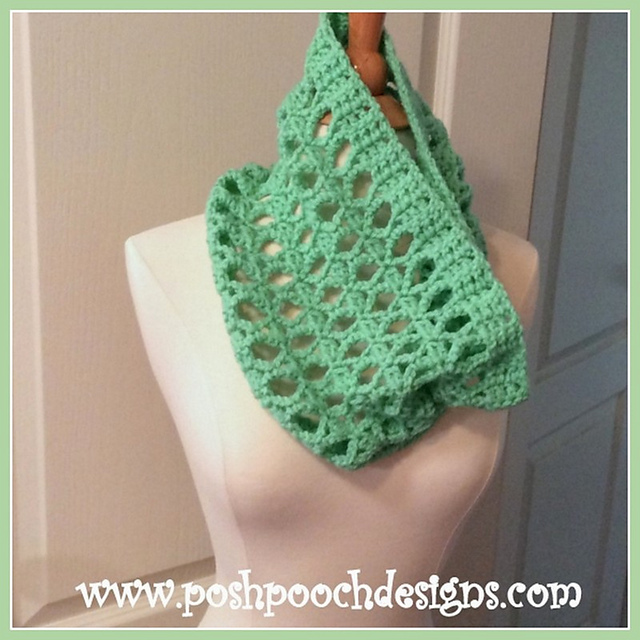 Jaqua Lace Cowl