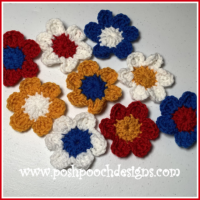 Ravelry: Poppy Six Petal Flower pattern by Sara Sach