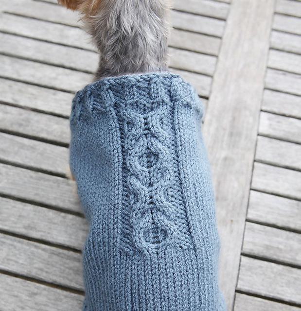 Hugs and Kisses Dog Pullover