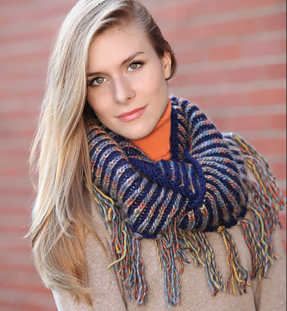 Horizon Brioche Cowl