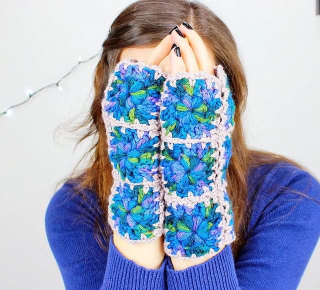 Seaflower Mitts
