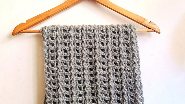 cables and chains scarf