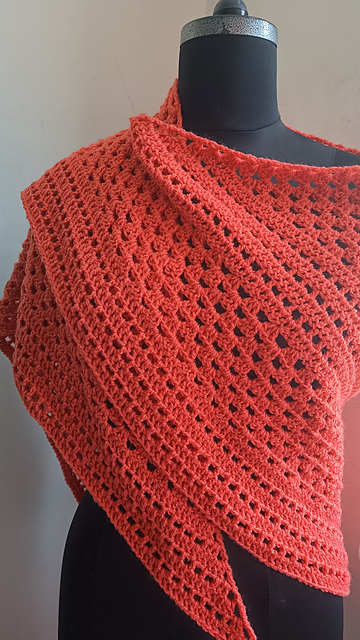 Triangle shawl