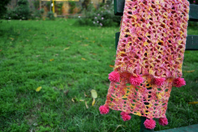 Variegated yarn scarf