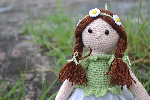 Daisy girl amigurumi