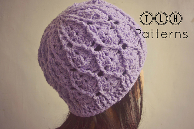 Cable and shell hat
