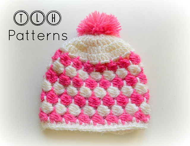 Beanie with horizontal clusters
