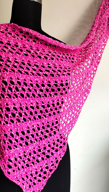 Zaria triangle shawl